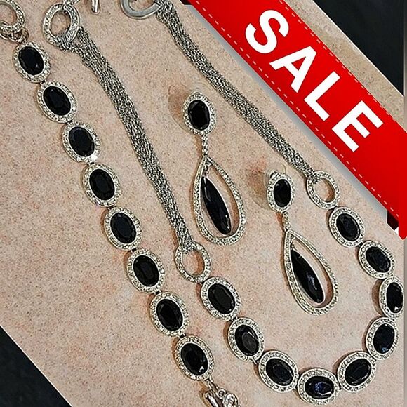 Elegant #Monet Silver Rhodium Black Onyx Oval Rhinestones 3 Pc Set #NWOT - Picture 1 of 16